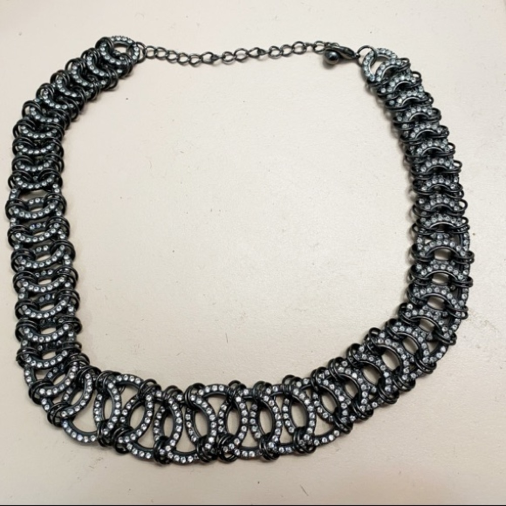 Bimetallic black necklace
